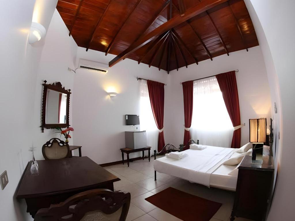 The Mgs Hotel Elpitiya  Luaran gambar